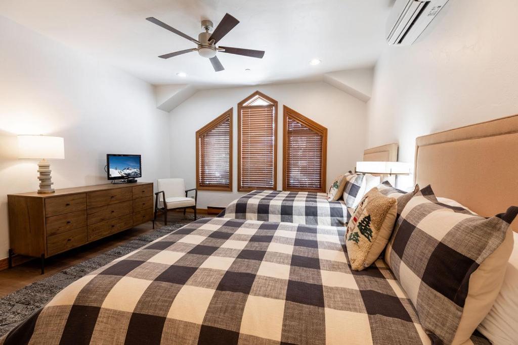 Strawberry Park True Ski In Ski Out By Vail Realty Beaver Creek Exteriér fotografie